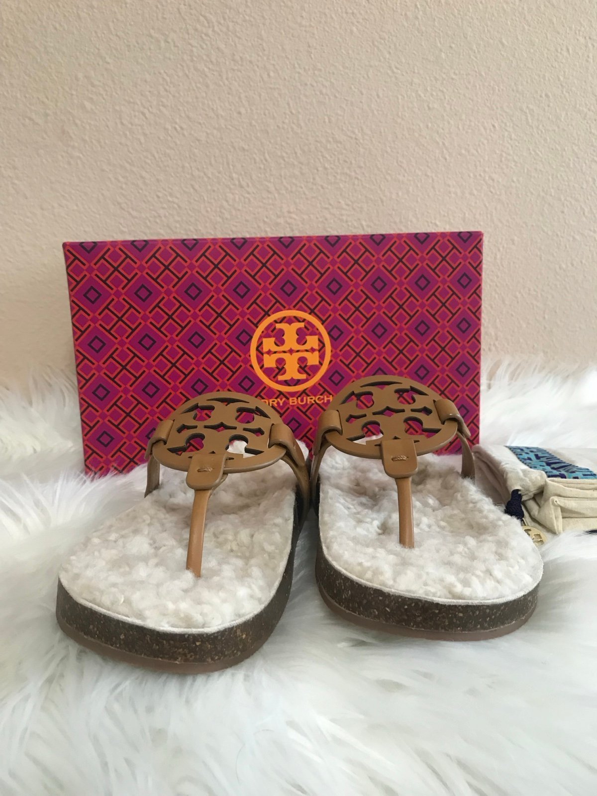 Tory Burch Miller Sandals Cloud Shearling Nappa Leather Size 7.5 w/ Box