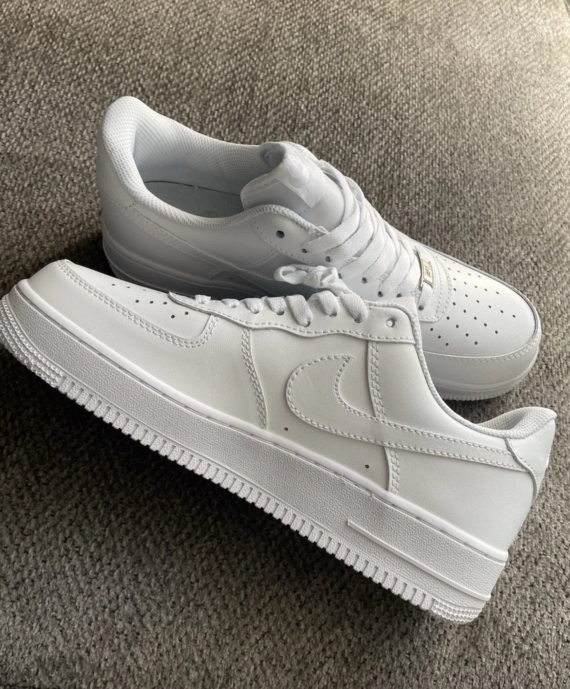 Men’s Nike Air Force 1 AF1’s white 11