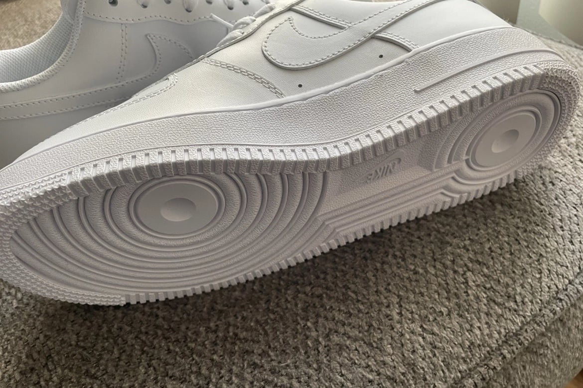 Men’s Nike Air Force 1 AF1’s white 11