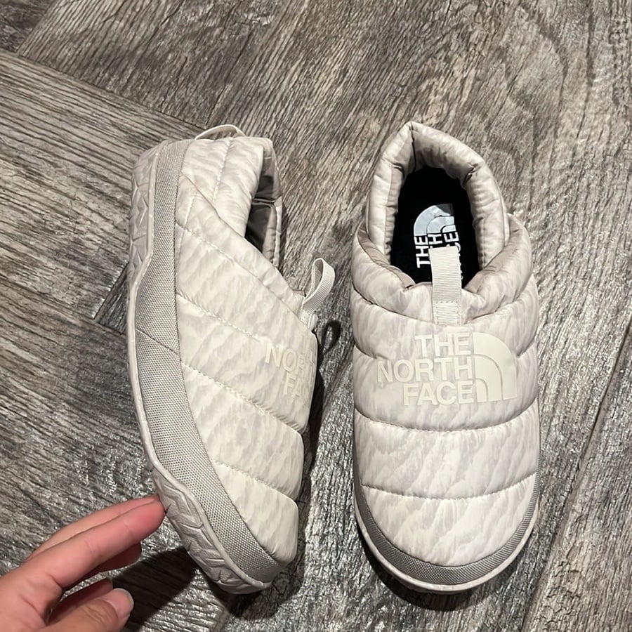 The North Face Nuptse Mule Mens Slippers 8