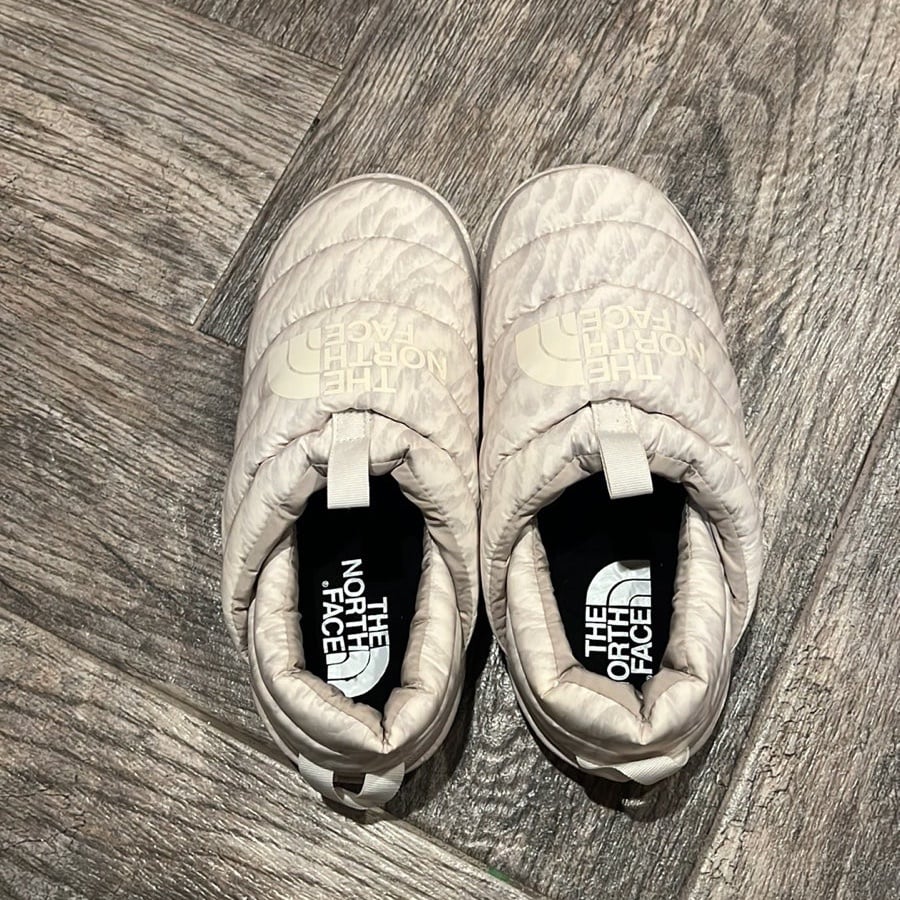 The North Face Nuptse Mule Mens Slippers 8