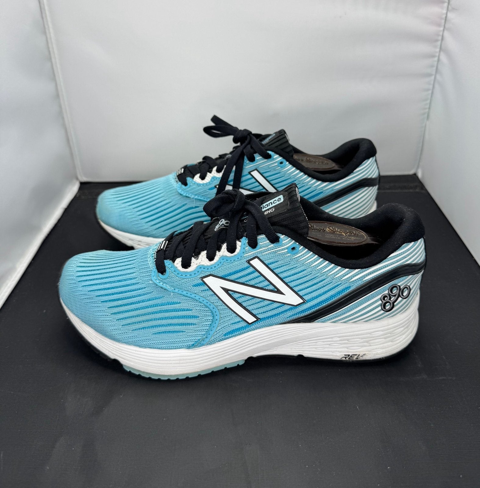 New Balance 890v6 Women's Running Shoes Bright Blue Size 8