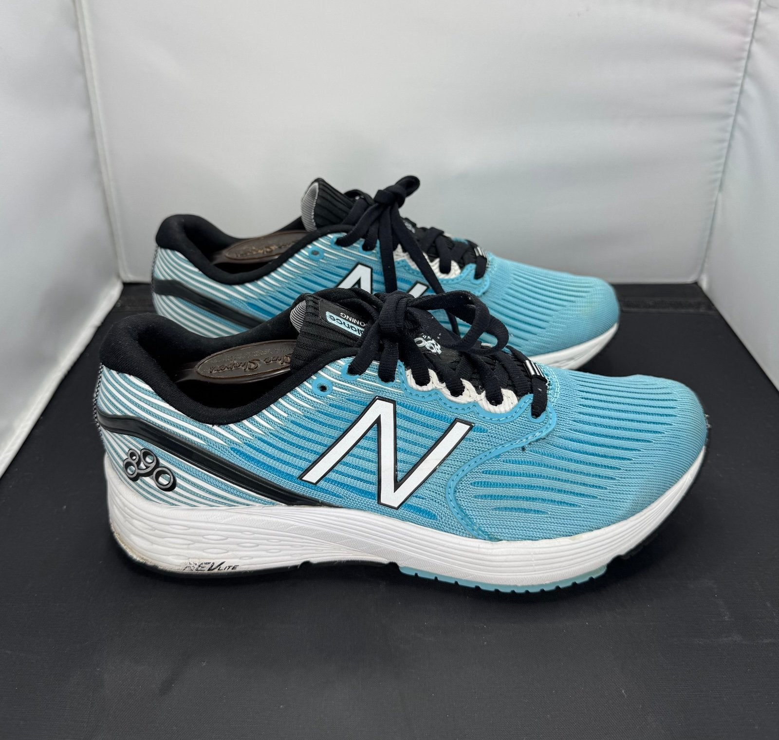 New Balance 890v6 Women's Running Shoes Bright Blue Size 8