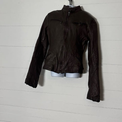 2467P Women’s Leather Jacket